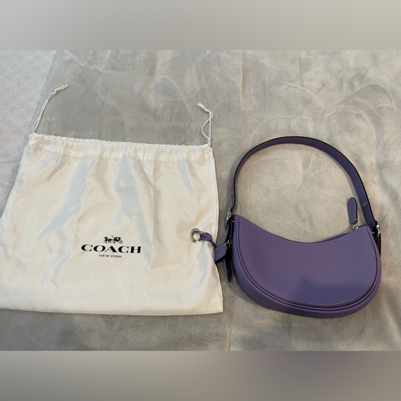 Coach Luna shoulder bag in violet color - Picture 1 of 5